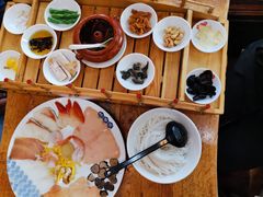 -桥香园过桥米线(国贸店)