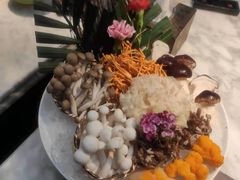 -澳美徕·港式花胶鸡火锅(高新万达店)