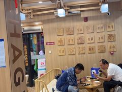 -霸王茶姬(南强街店)