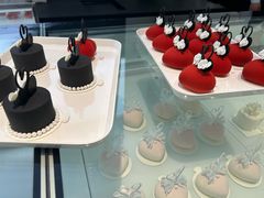 -罗红摄影艺术馆