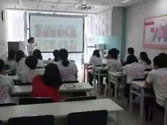 -爱月宝月嫂·育儿嫂