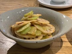 炝拌藕片莴笋-潮粥荟·潮汕砂锅粥(朝阳大悦城店)
