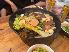 -万记麻辣烫国展总店