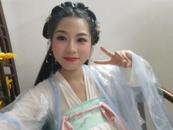 -虞美人汉服摄影