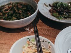 -蜜桃餐厅·伴山(湖滨商业街店)