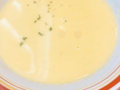 奶油玉米汤-萨莉亚意式餐厅(杭州滨江天街店)