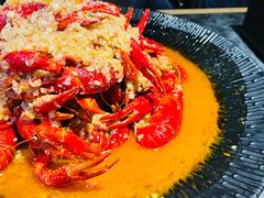 经典蒜香龙虾-红盔甲·小龙虾(长寿路店)