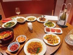 -肆海小川菜酒馆Wine Bistro (青年路店)