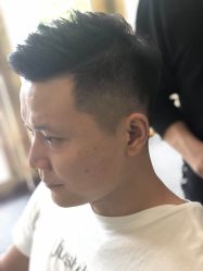 -欧艾美发沙龙
