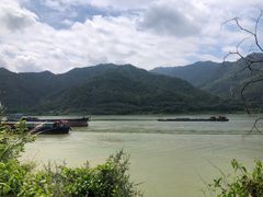 -羚羊峡古栈道森林公园