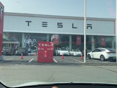 -TESLA 特斯拉(北京南四环中路特斯拉中心)