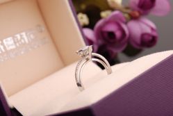 威德4-威德钻石-克拉钻大本营(南京东路店)