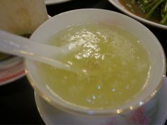-J Daeng Seafood