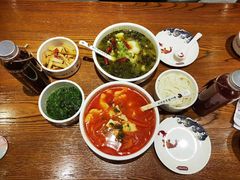 -渝是乎川渝小炒(新世界百货望京店)