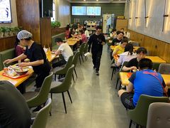大堂-螺小胖柳州螺蛳粉(钟楼总店)