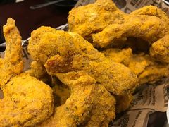 -BHC炸鸡(明洞总店)
