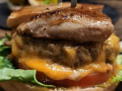 双片鹅肝汉堡-HIGH FIVE哈福手工汉堡(桂林路店)