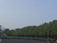 -怪噜范·老贵阳街头名小吃(鸿通城店)