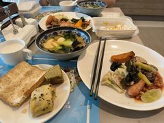 -海口绿发希尔顿酒店-田园汇自助餐·三文鱼·海鲜