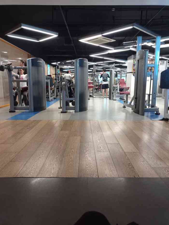 唤潮易竞游泳健身(康桥店)