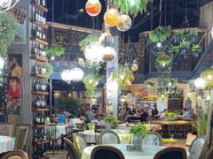 -临界音乐酒馆·小龙虾·江湖菜(华熙LIVE·鱼洞店)