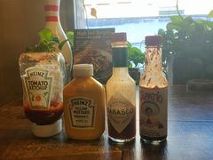 -HIGH FIVE哈福手工汉堡(桂林路店)