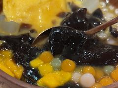 -杏甜品(尖沙咀加拿分道店)