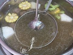 -官塘陈记鱼生·潮汕砂锅粥·牛肉火锅(潮枫路总店)