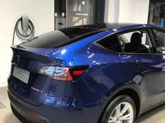 -TESLA 特斯拉(上海太古汇体验店)