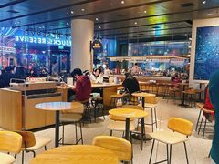 -星巴克臻选(上海合生汇1F店)