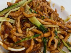 京酱肉丝-金良酸菜鱼(宁海路总店)