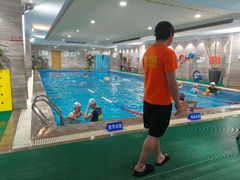 -小蓝鲸游泳培训基地(石景山店)