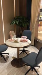 -苑苑vbeauty科技美容SPA