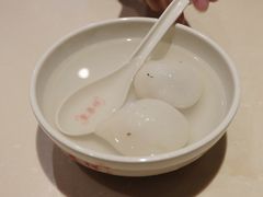 麻酱荠菜大馄饨-东泰祥生煎馆(重庆北路店)