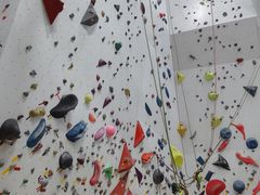 -山之巅攀岩馆(太古城店)