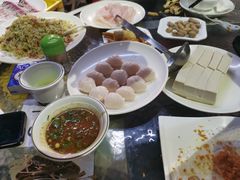 -正能量脆肉鲩火锅
