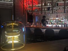-FOUR PLAY BAR