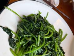 -莲餐厅·湖北菜·潜江小龙虾店(愚园路店)