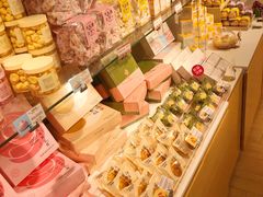 -好利来(欧亚商都店)