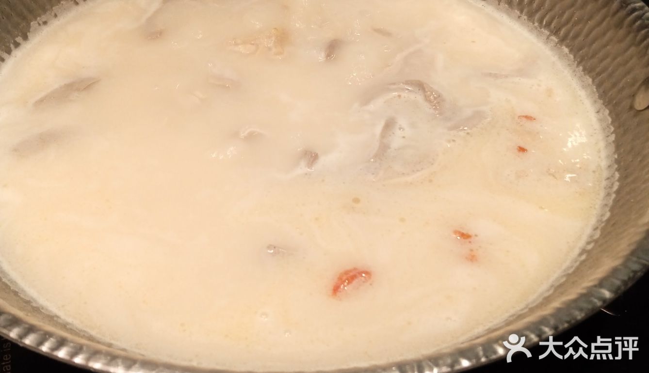 温馨提示两个人食量不是大，点这些足够了