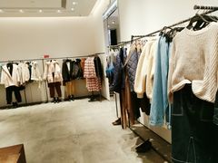-URBAN REVIVO(西安Momopark店)