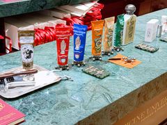 -乐蓬马歇百货公司(Rive Gauche)