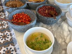 -瑰丽酒店·海吧·天际下午茶·现场DJ·天台酒吧