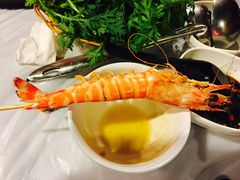 -鲜入围煮花胶鸡海鲜火锅