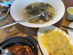 -严记小天府酸菜鱼(西四路店)