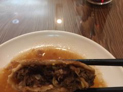 -清真吴记门钉肉饼·喜多利
