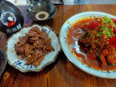 -小球滚滚湘菜馆·烤鱼·口味虾(太平街店)