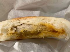 芋泥咸蛋黄米面包-喜茶(上海兴业太古汇店)