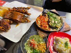-何师烧烤Pro ·江湖川菜·小龙虾·精酿(太古里旗舰店)