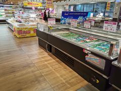 -永旺黄岛购物中心